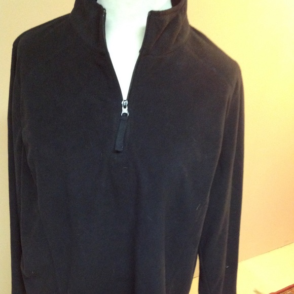 Women's black, 1/4 zip front, long sleeved size 2x - Picture 3 of 6